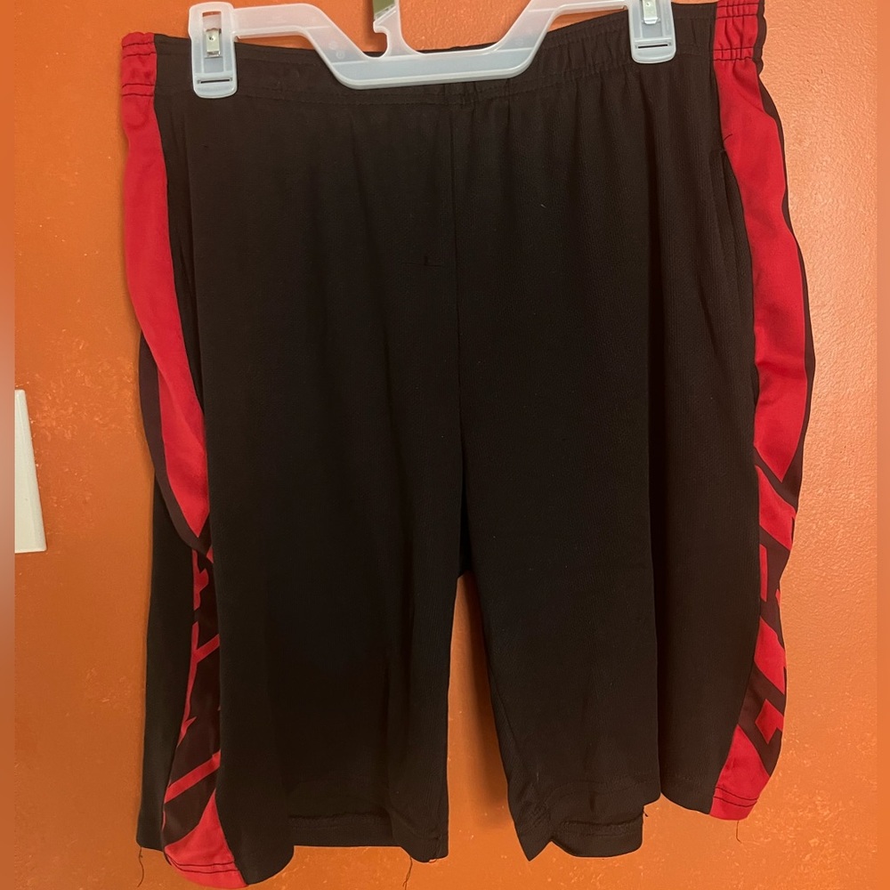 Men’s basketball shorts